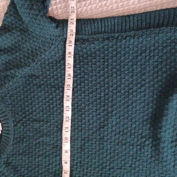 Sweater - Picture 4 of 5